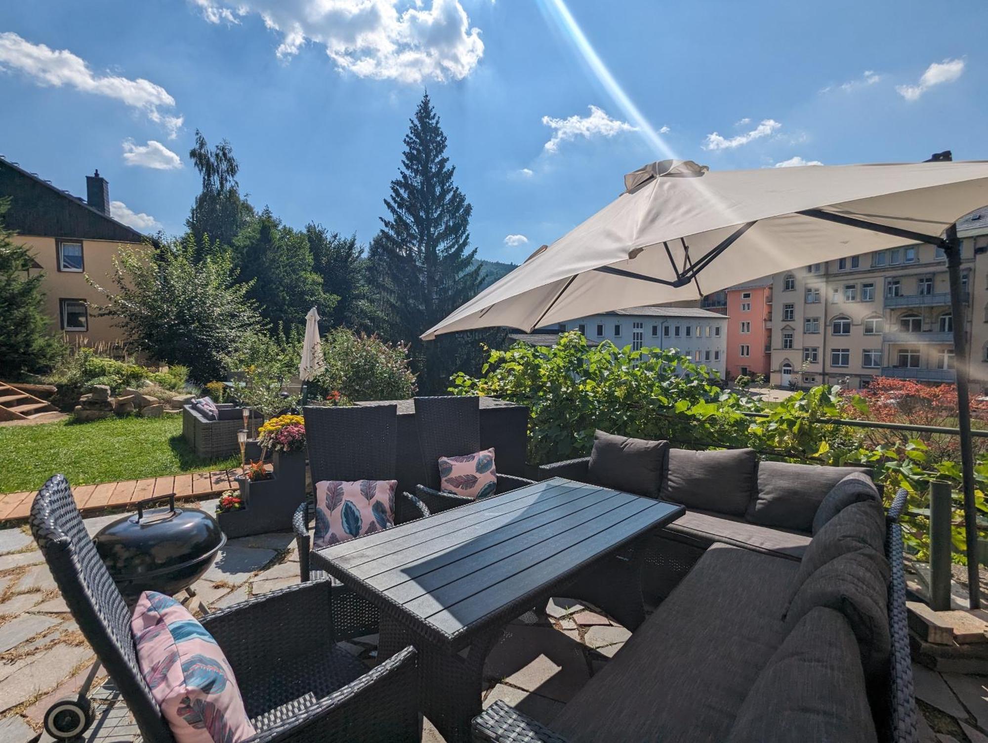 F2 - Urlaubsmagie Sauna, Whirlpool, Pool & Garten Sebnitz Exterior foto