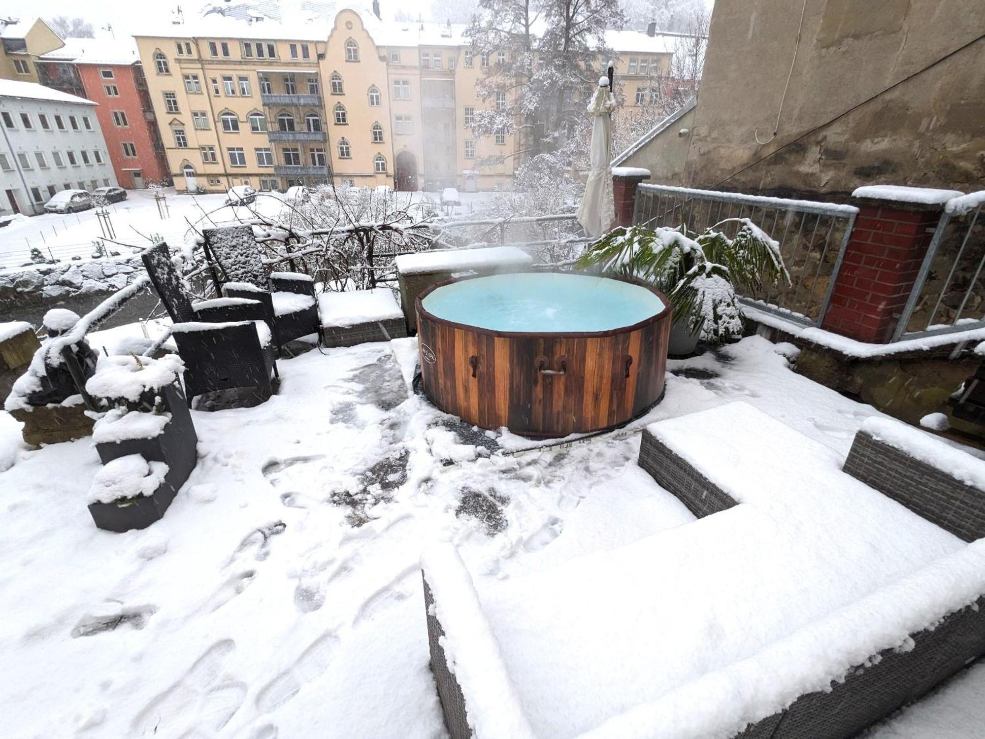 F2 - Urlaubsmagie Sauna, Whirlpool, Pool & Garten Sebnitz Exterior foto