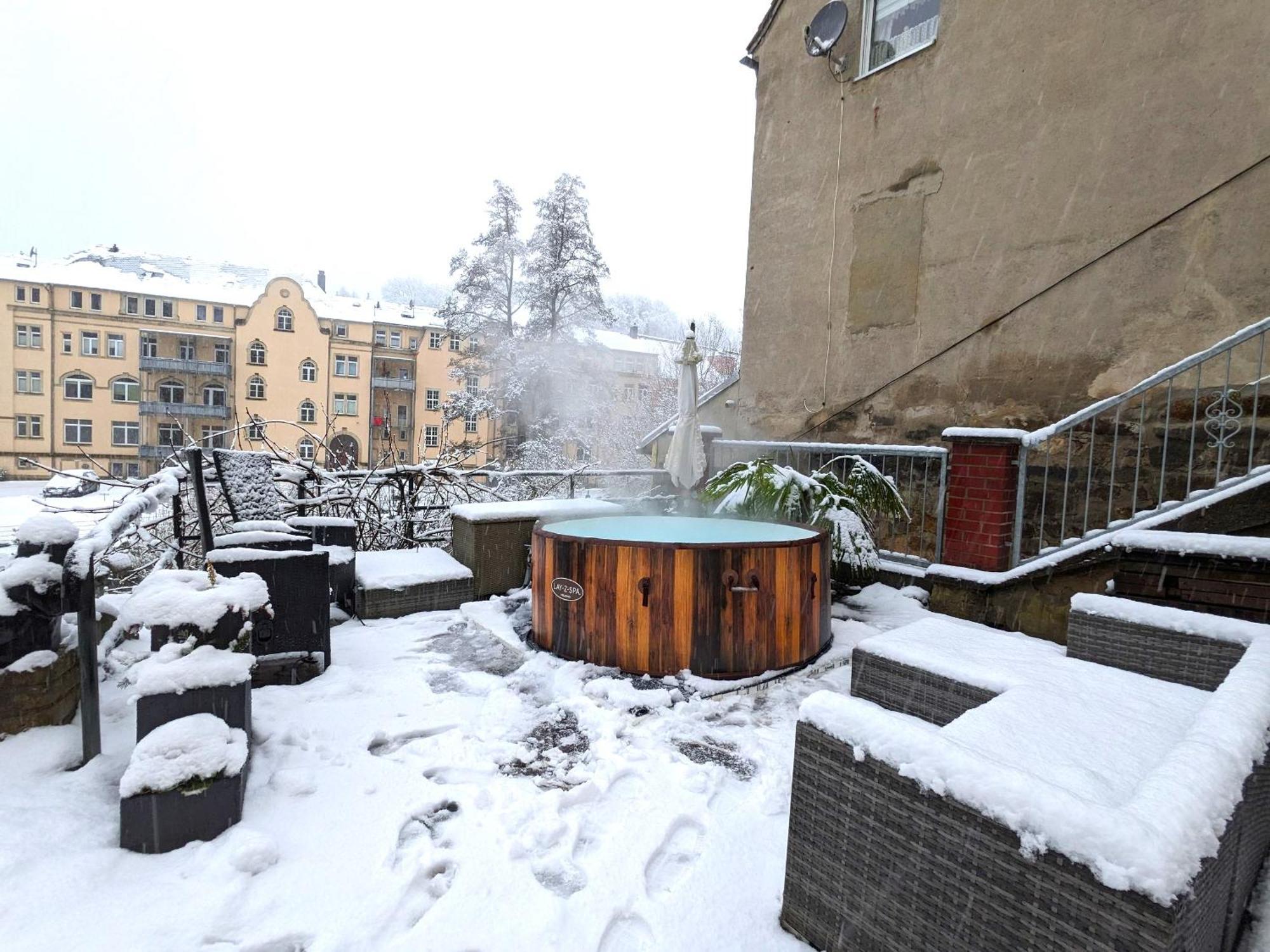 F2 - Urlaubsmagie Sauna, Whirlpool, Pool & Garten Sebnitz Exterior foto